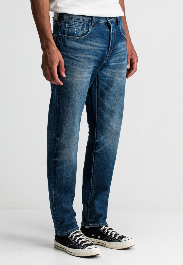 Afbeelding van Stockton Straight Shadow Denim Medium  M2521020 - Regular Straight - Butcher of Blue